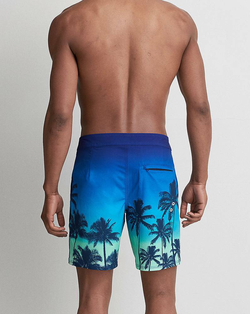 Đây là mẫu quần short đi biển đẹp dành cho nam giới